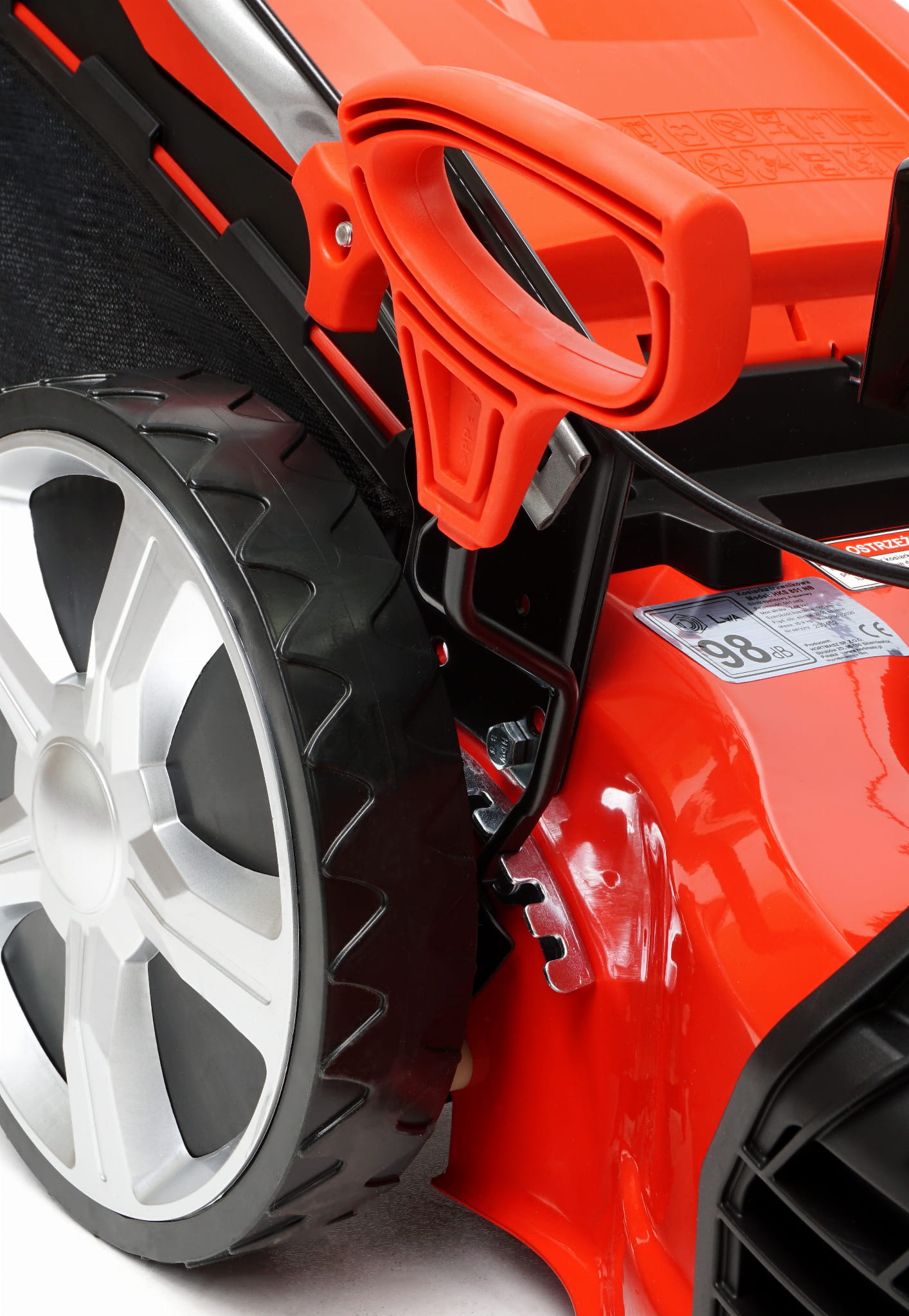 Benzínová sekačka Hortmasz HKS 853 NLE s pojezdem a elektrostartem | Motor Loncin 196 ccm - Obrázek 3